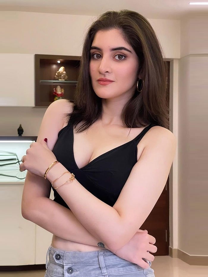 Collage Girl Escort in Mumbai